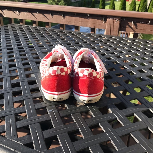 Vans - Picture 3 of 4